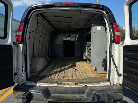 2016 GMC Savana 2500