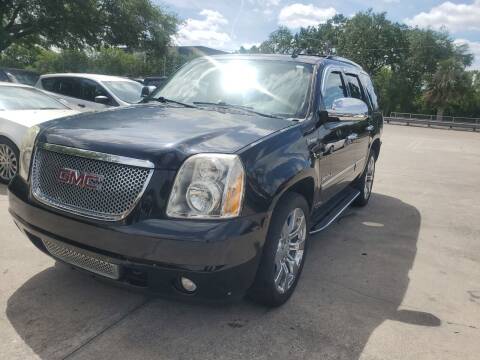 2011 GMC Yukon for sale at FAMILY AUTO BROKERS in Longwood FL