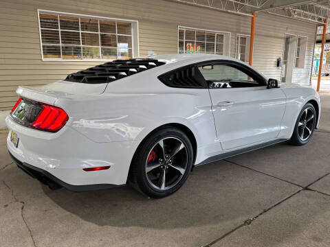 2020 Ford Mustang EcoBoost