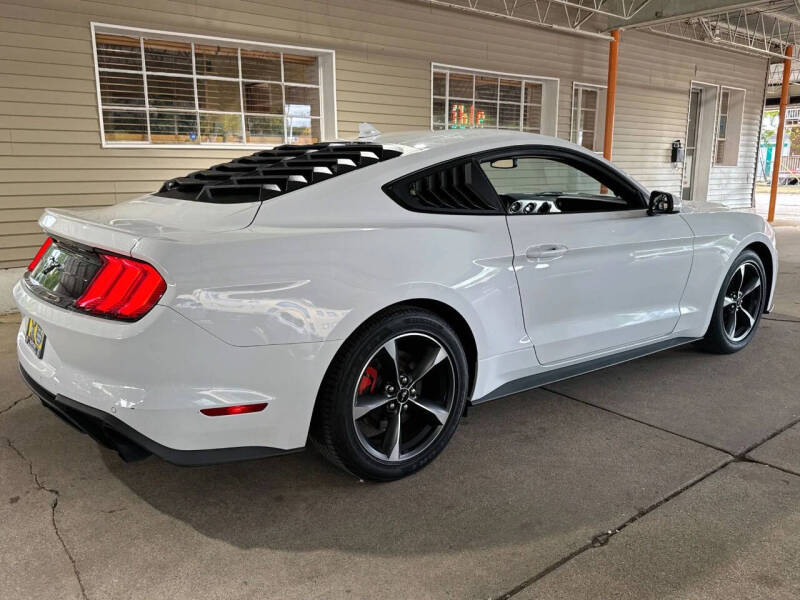 2020 Ford Mustang EcoBoost