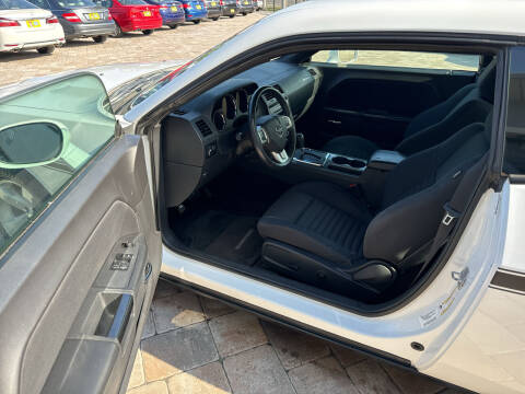 2014 Dodge Challenger SXT