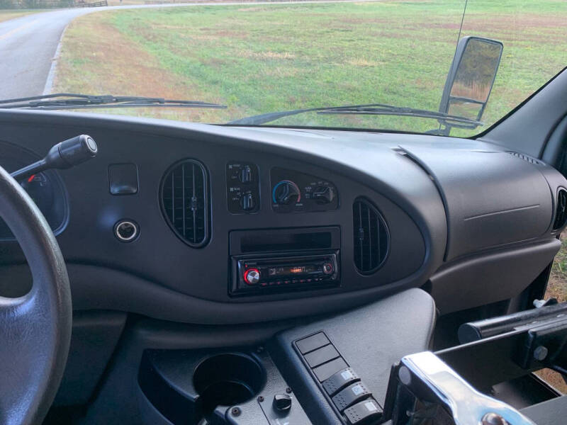 2008 Ford E-Series E-350 SD