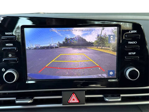 2022 Hyundai Elantra