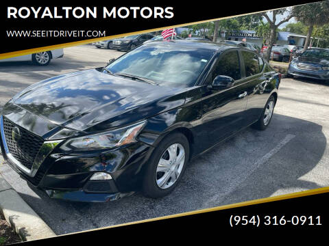 2020 Nissan Altima for sale at ROYALTON MOTORS in Plantation FL