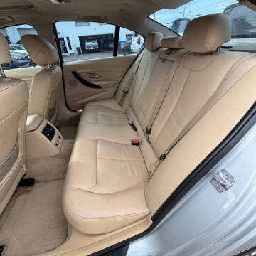 2014 BMW 3 Series 328i