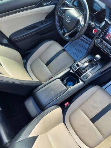 2019 Honda Civic Sport Touring