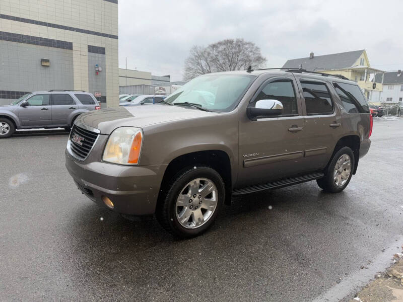 2013 GMC Yukon for sale at 1st Choice Motors in Paterson NJ