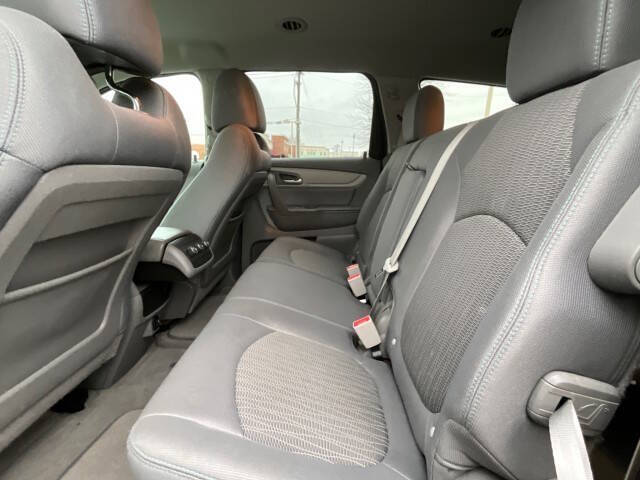 2017 Chevrolet Traverse LS