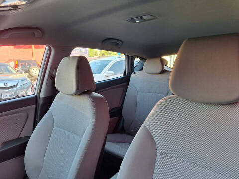 2013 Hyundai Accent GS