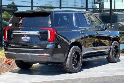 2023 GMC Yukon SLT