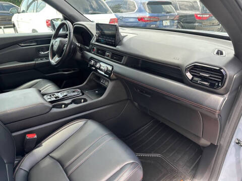2023 Honda Pilot TrailSport