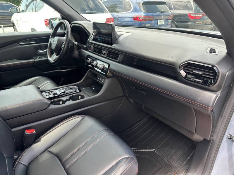 2023 Honda Pilot TrailSport
