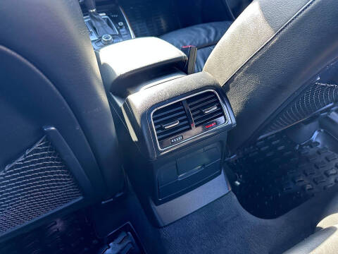 2010 Audi Q5 3.2 quattro Premium Plus