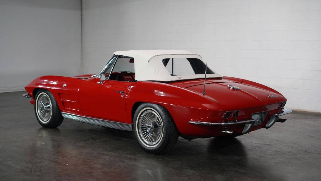 1963 Chevrolet Corvette 6