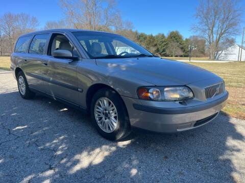 2004 Volvo V70 for sale at Pleasant Corners Auto LLC in Orient OH