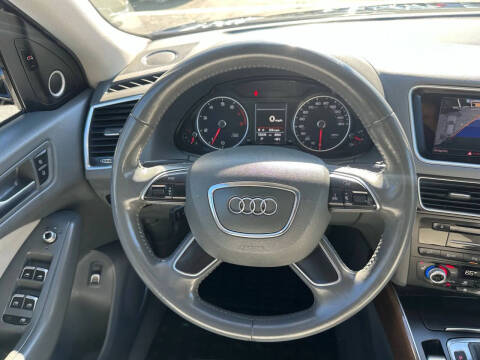 2017 Audi Q5 2.0T quattro Premium Plus
