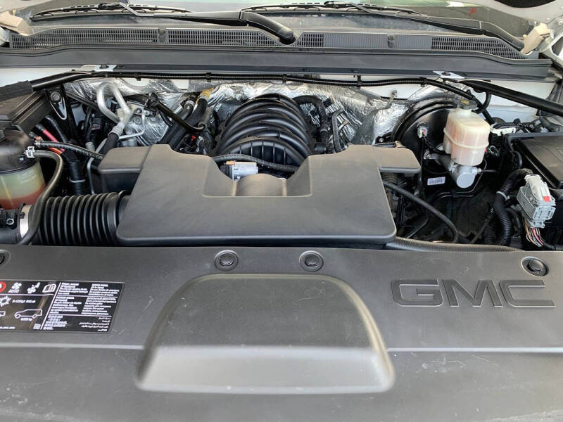 2017 GMC Yukon XL SLT