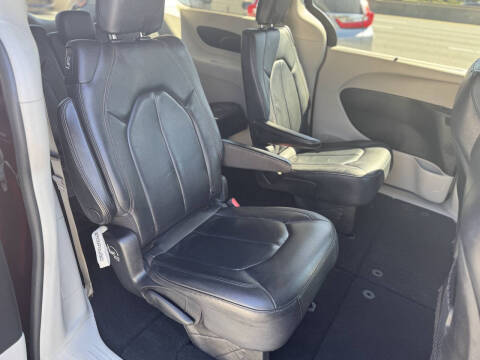 2019 Chrysler Pacifica Touring L