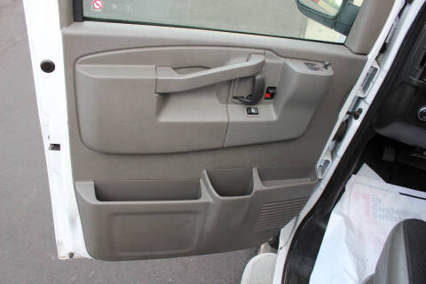 2023 GMC Savana 2500