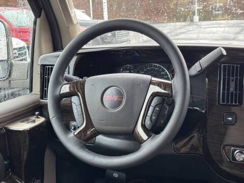 2025 GMC Savana 2500