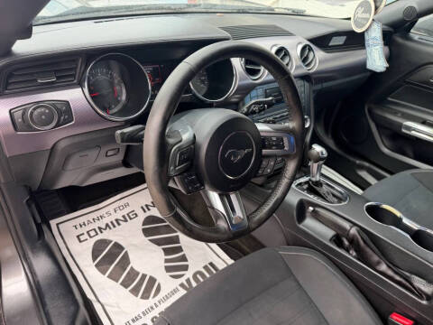 2017 Ford Mustang EcoBoost