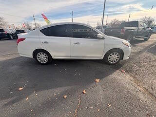 2019 Nissan Versa SV