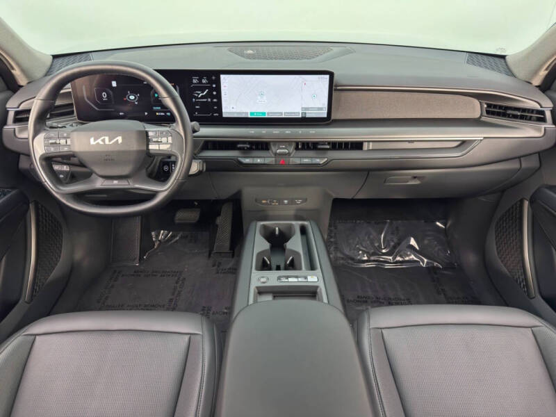 2024 Kia EV9 Light Long Range