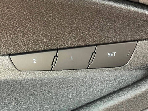 2019 Audi e-tron quattro Prestige