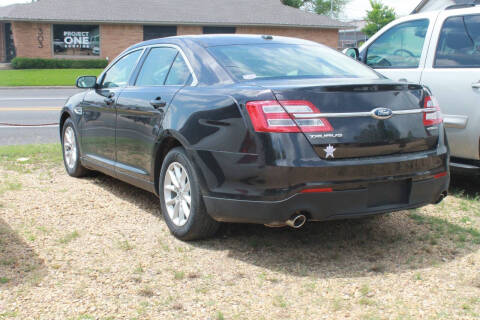 2013 Ford Taurus SE