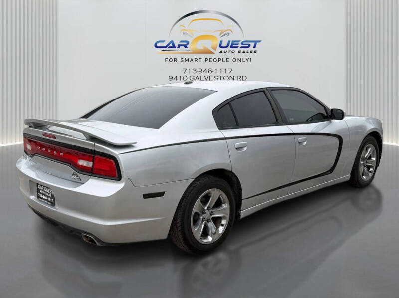 2012 Dodge Charger SE
