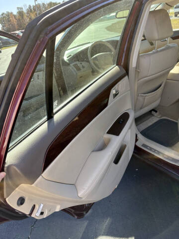 2010 Toyota Avalon XL