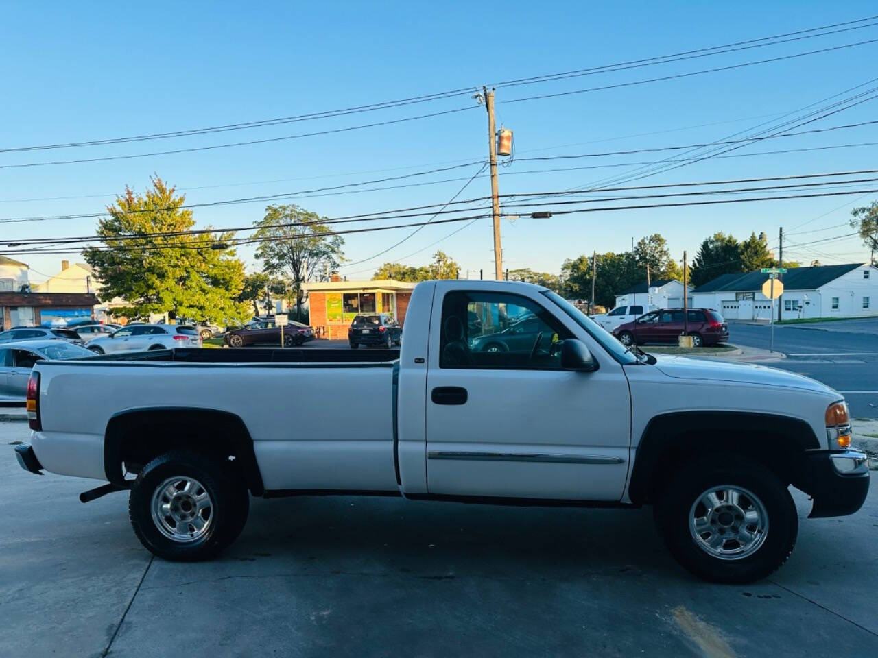 2004 GMC Sierra 1500 for sale at American Dream Motors in Winchester, VA