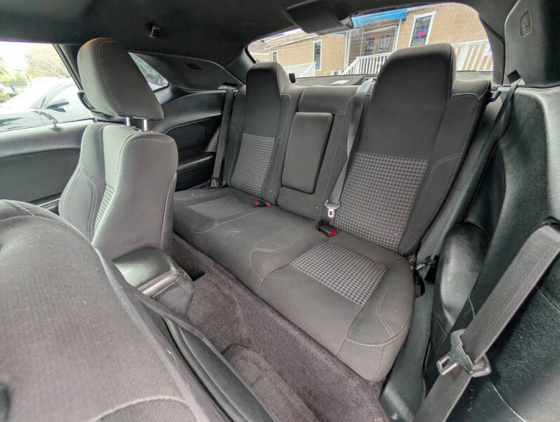 2018 Dodge Challenger SXT