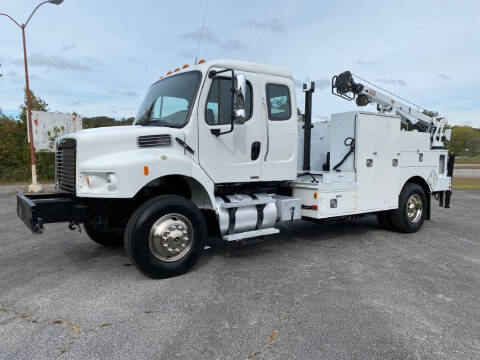 2010 Freightliner M2 106