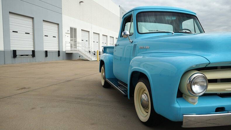 1953 Ford F-100