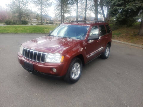 2007 Jeep Grand Cherokee for sale at Viking Motors in Medford OR
