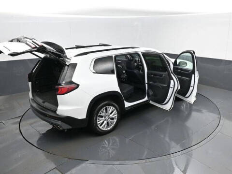 2024 GMC Acadia Elevation