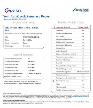 2013 Toyota Prius v Two
