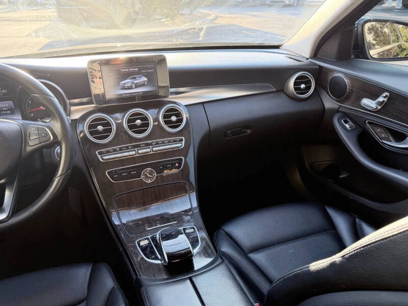 2015 Mercedes-Benz C-Class C 300