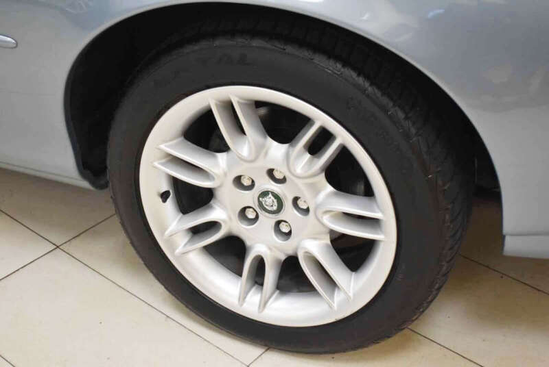 2002 Jaguar XK-Series XK8