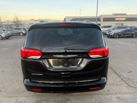 2021 Chrysler Voyager LXi