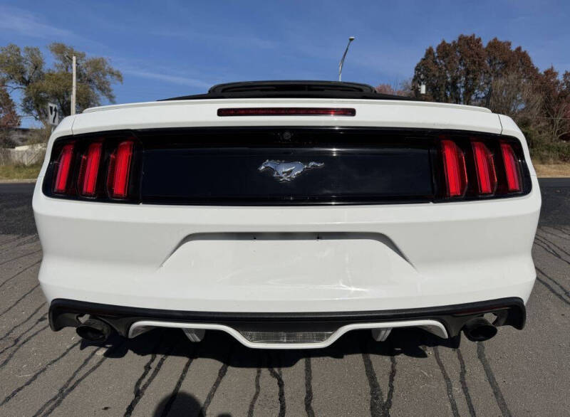 2017 Ford Mustang EcoBoost Premium