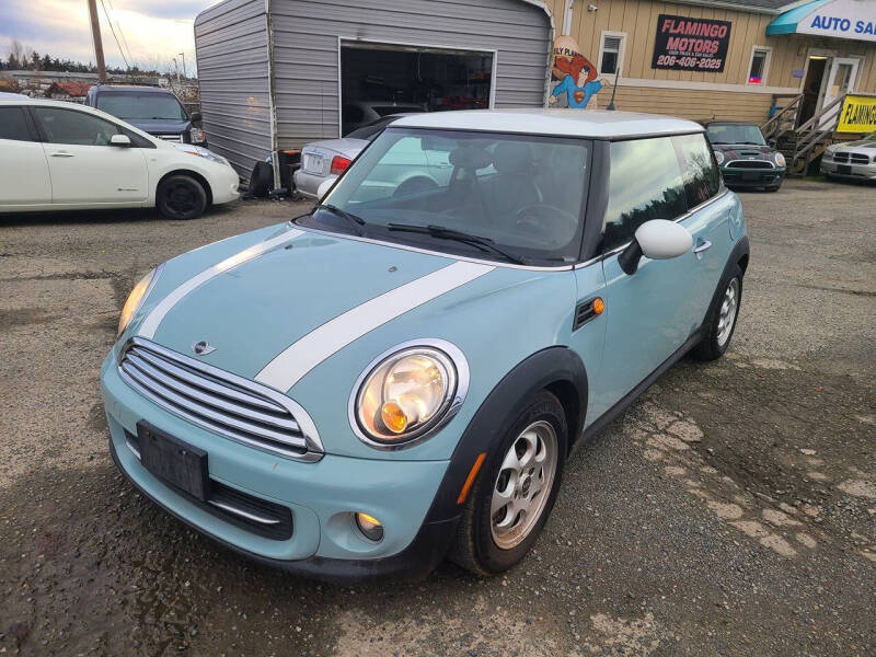 2013 MINI Cooper Base's photo