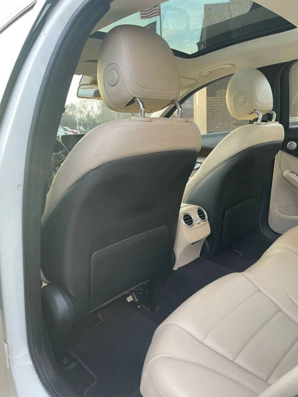 2015 Mercedes-Benz C-Class C 300 4MATIC