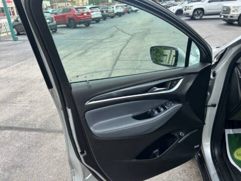 2021 Buick Enclave Essence