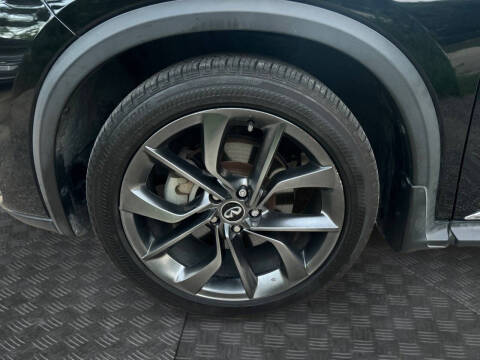 2019 Infiniti QX50 Essential