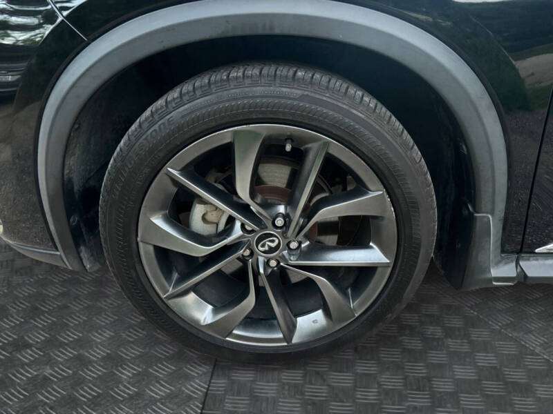 2019 Infiniti QX50 Essential