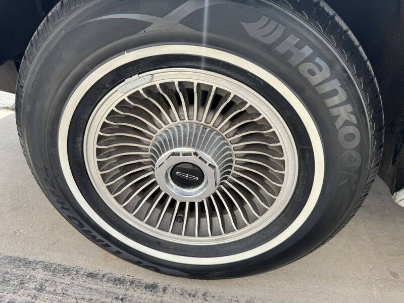 1977 Lincoln Continental