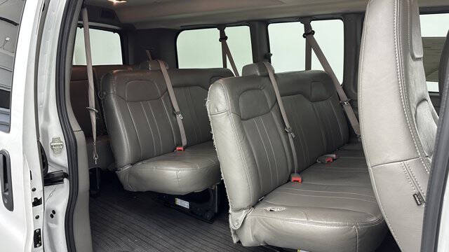 2023 Chevrolet Express LS 3500