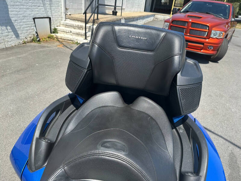 2019 Can-Am SPYDER RT-LIMITED SE6